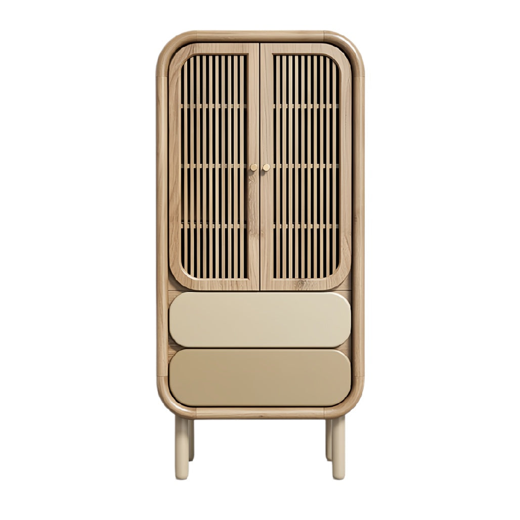 Moderne kast met houten afwerking en gestructureerde deurtjes